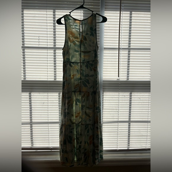 A New Day Leaf Pattern Maxi Dress - Green and Tan - Picture 4 of 4